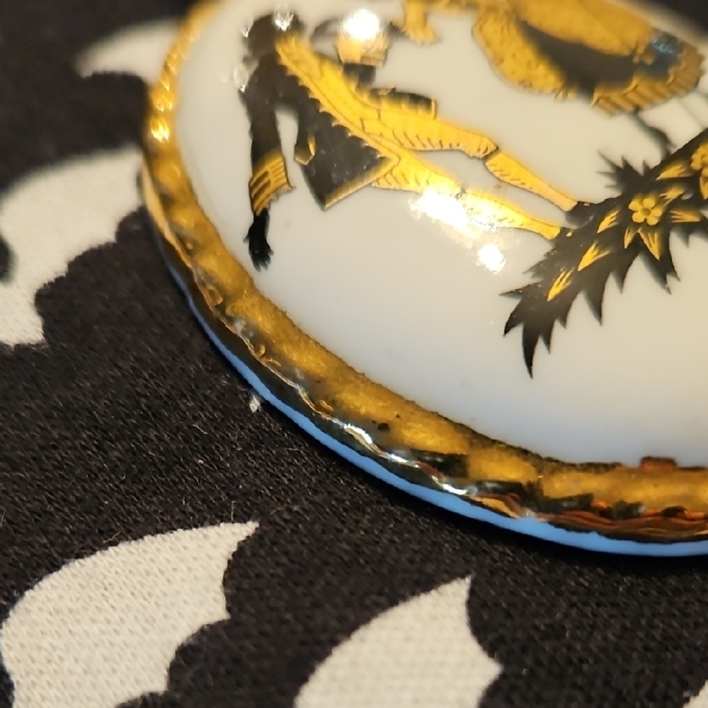 Vintage Lady Eleanor Necklace - Picture 5 of 9